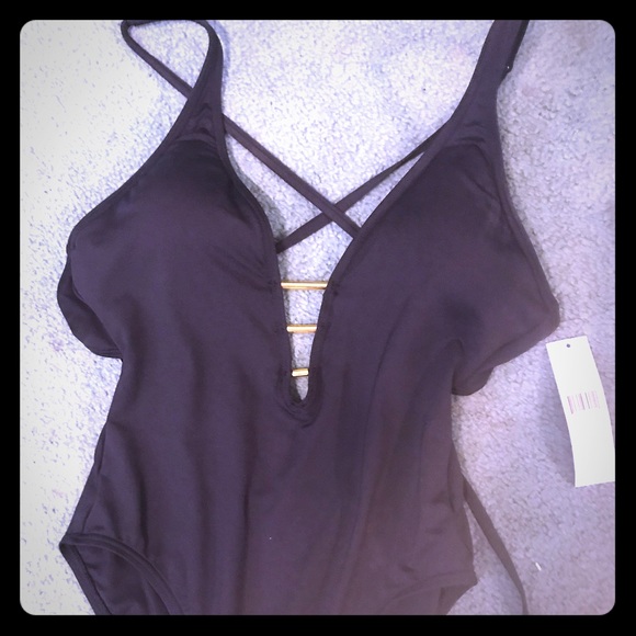 One piece Bathing suit - Picture 1 of 6